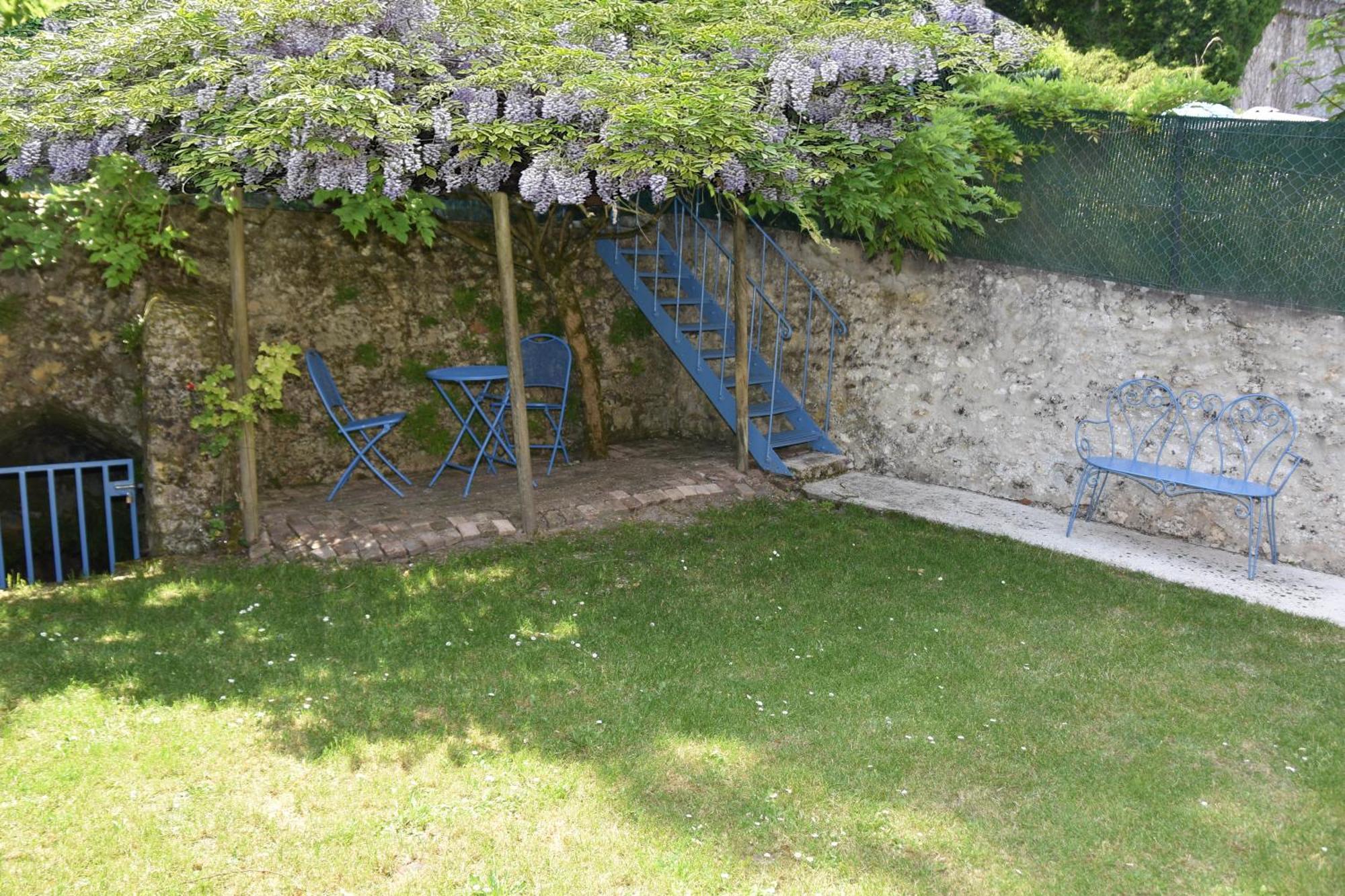 Les Volets Bleus Villa Provins Exterior foto
